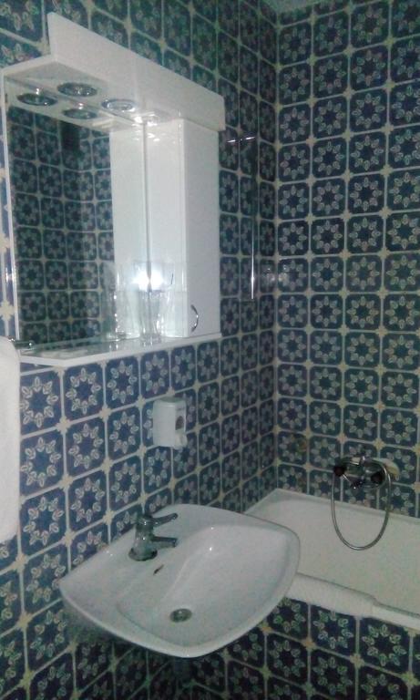 Sumarice Hotel Kragujevac Buitenkant foto