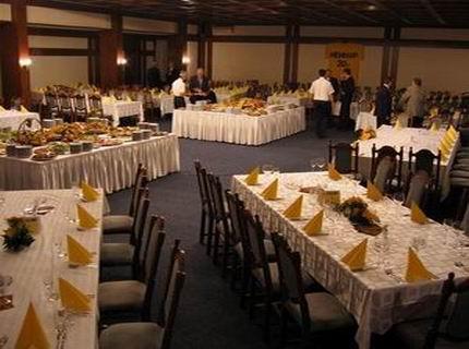 Sumarice Hotel Kragujevac Buitenkant foto